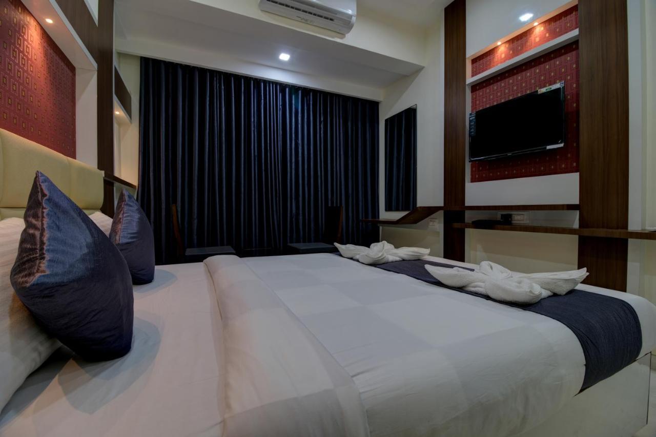 Hotel Mourya Residency Navi Mumbai Exterior foto