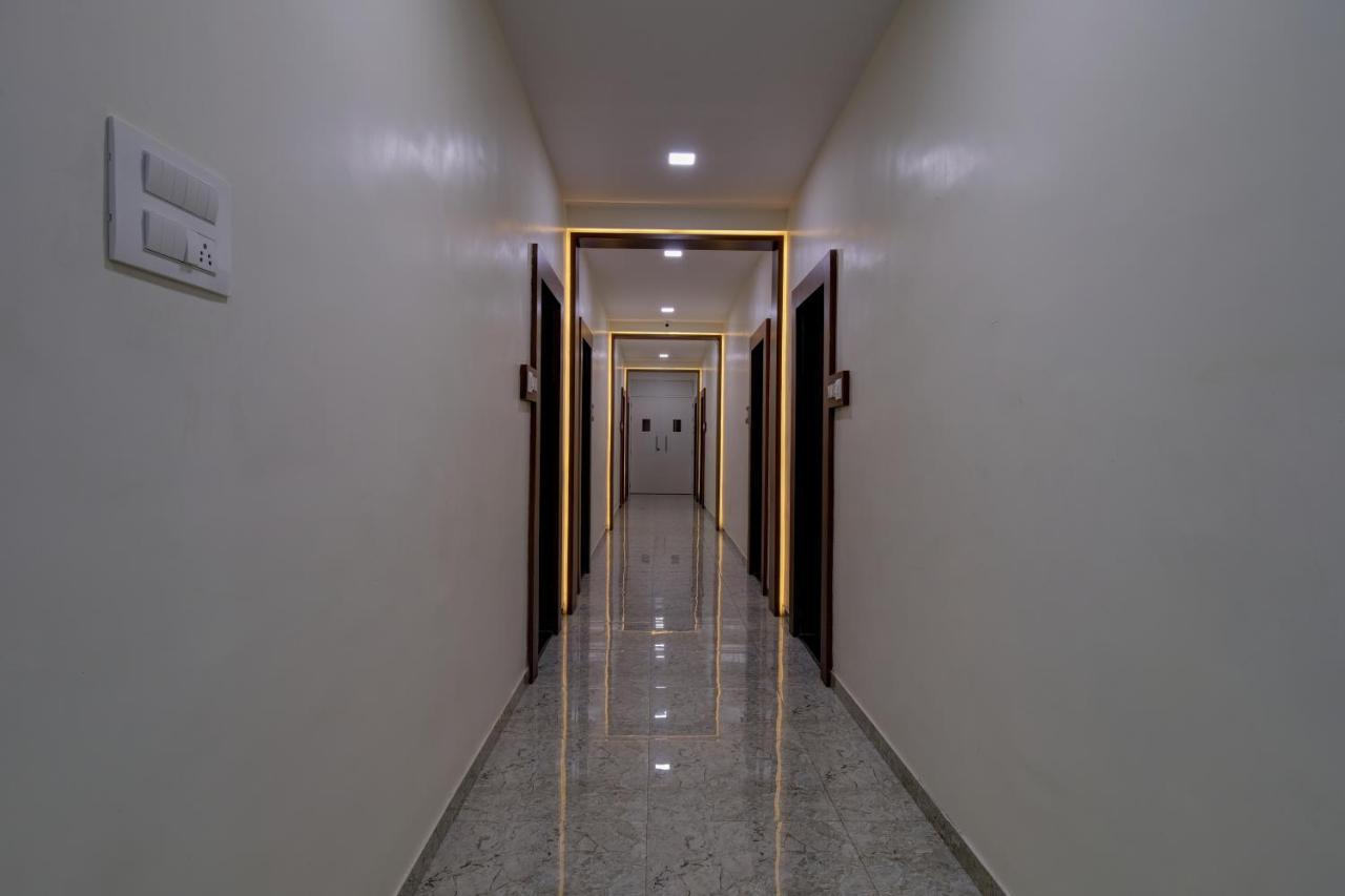 Hotel Mourya Residency Navi Mumbai Exterior foto